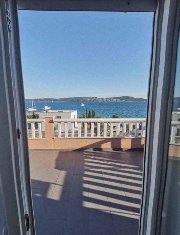 Apartment Lotus Trogir Exterior foto