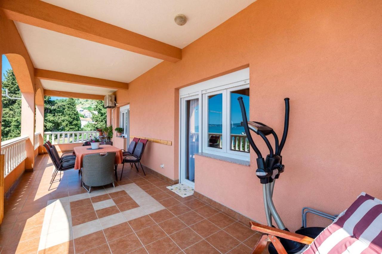 Apartment Lotus Trogir Exterior foto