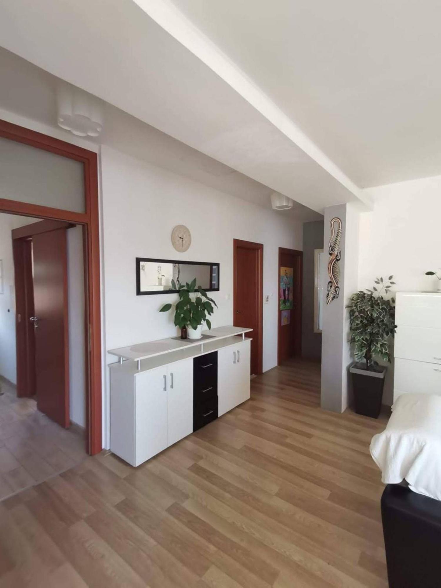 Apartment Lotus Trogir Zimmer foto